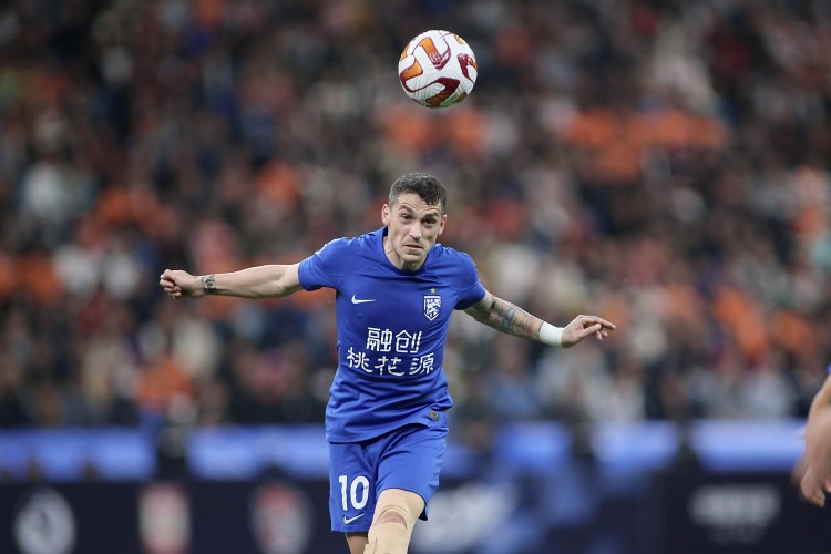 斯基拉：中超舊將斯坦丘接近免簽加盟熱那亞，合同期限到2027年